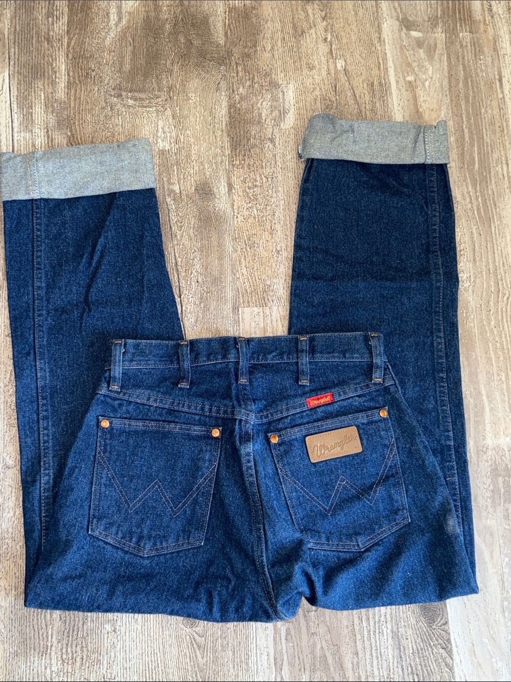 Wrangler Dark Blue Relaxed Fit Men's Jeans - Picture 7 of 8